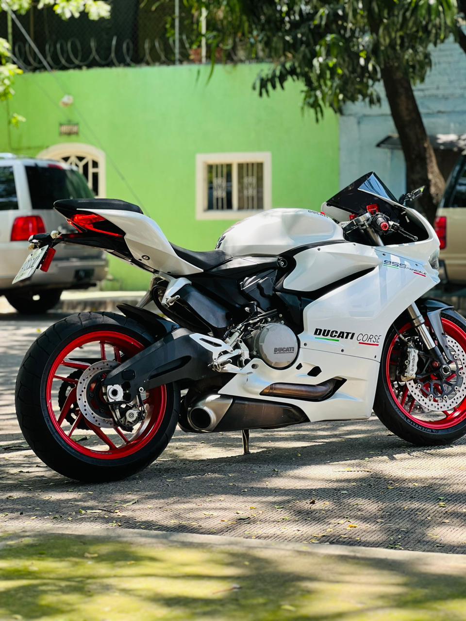 
								Ducati Panigale 2016 full									