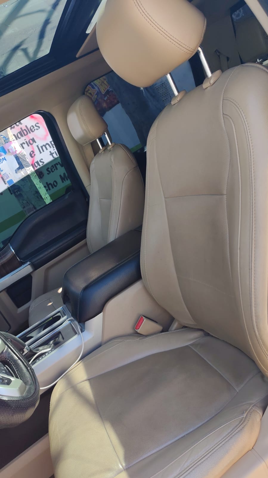 
								Ford Lobo Fx4 2018 full									