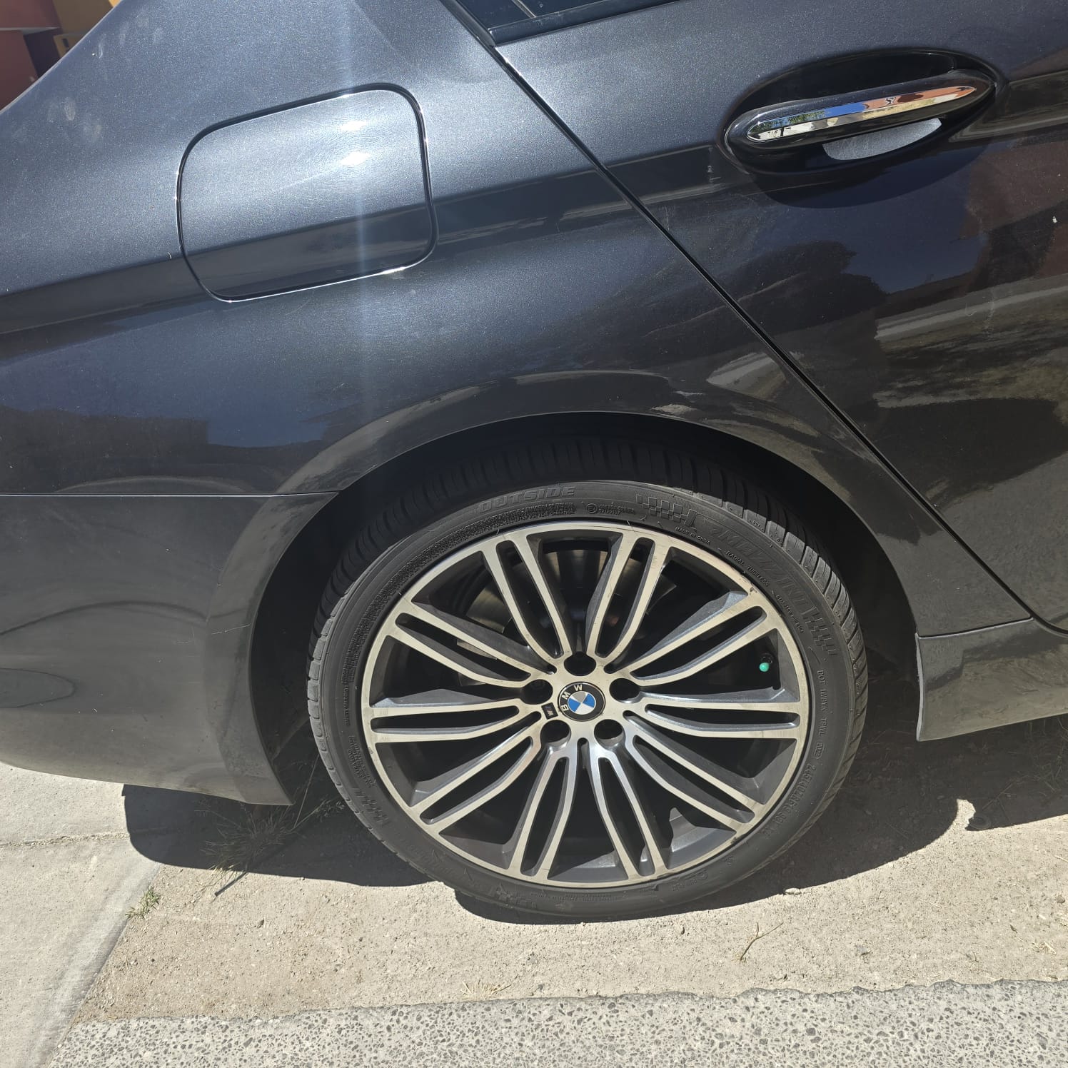 
								BMW 550 2019 full									