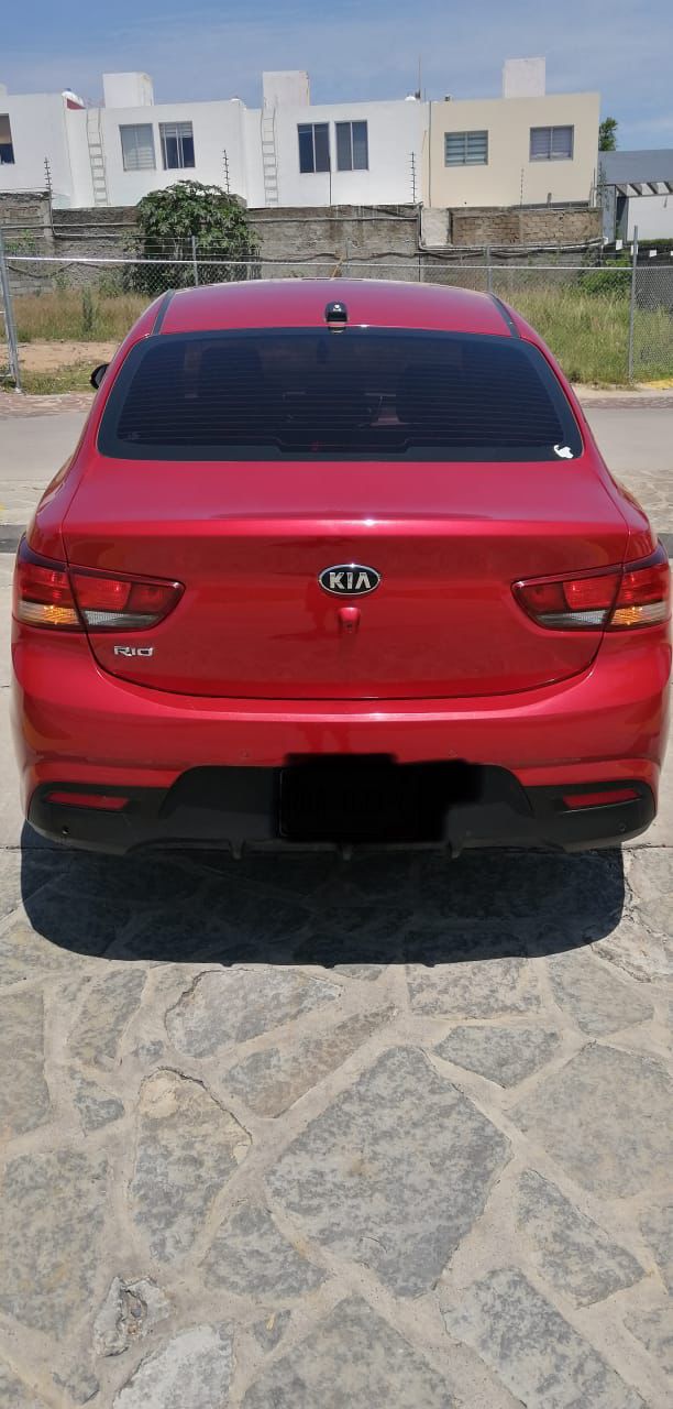 
								Kia Rio Ex 2018 full									