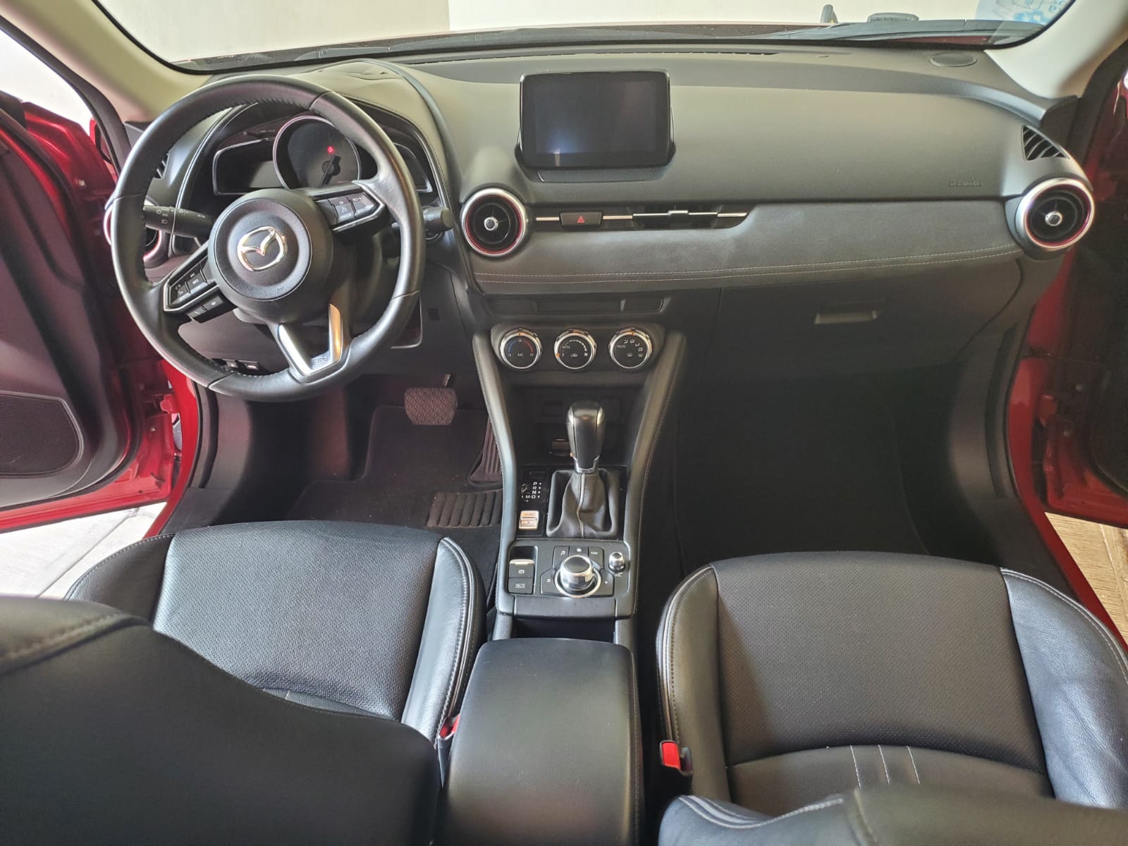 
								Mazda Cx3 2020 full									