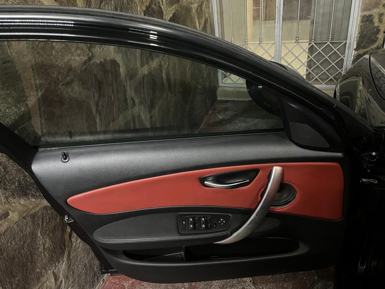 
								Bmw 120i dynamic 2010 full									