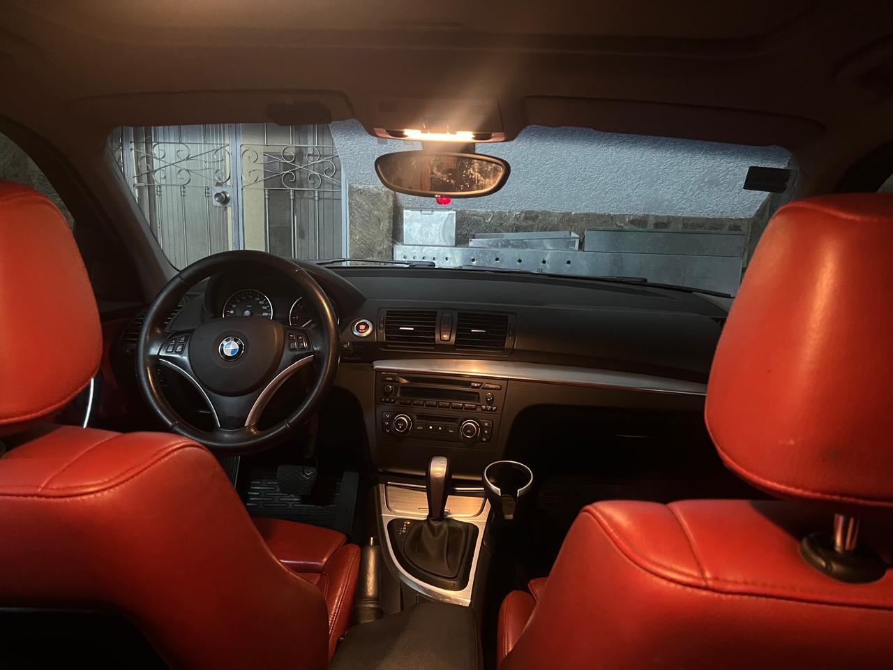 
								Bmw 120i dynamic 2010 full									