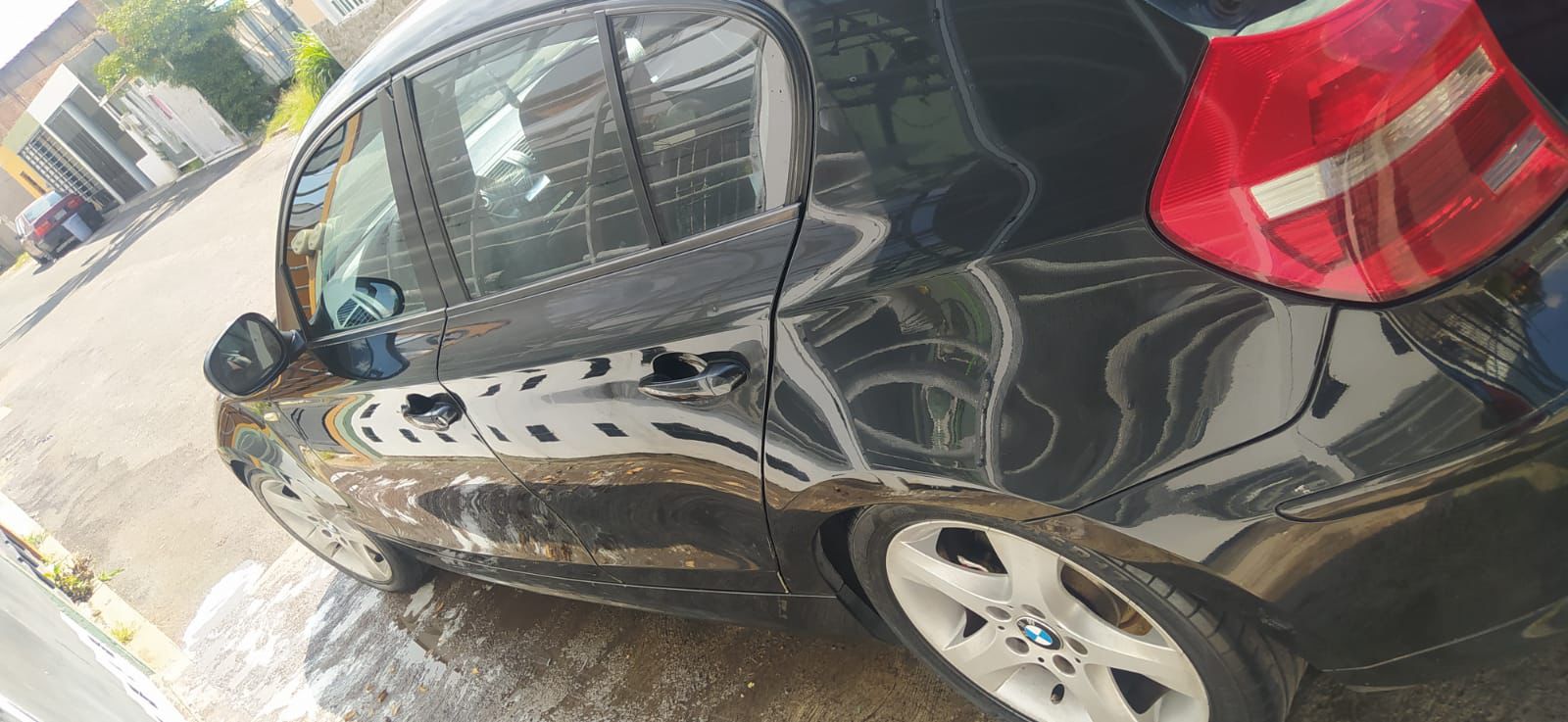 
								Bmw 120i dynamic 2010 full									
